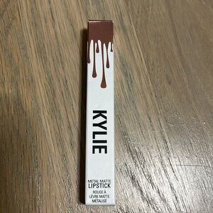 Kylie cosmetics metal matte KING K